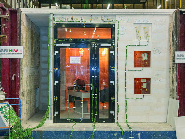 BRANDSCHUTZ IM BRENNPUNKT